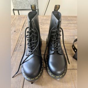 Dr. Marten Original Boots Size 7